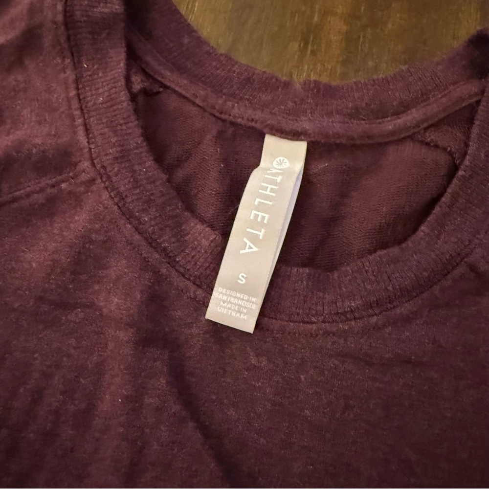 Athleta Deep Purple Long Sleeve‎ Top - Picture 2 of 5